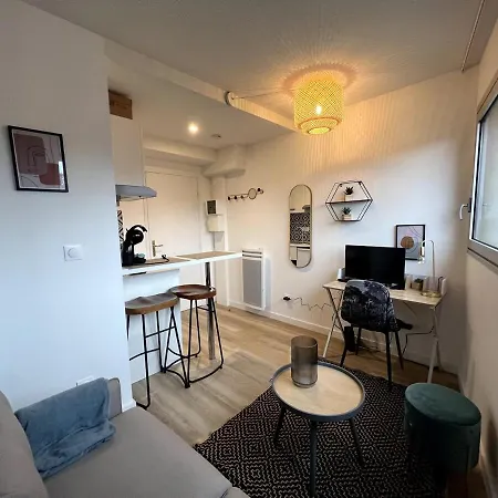 Proche Metro - Fac De Droit - Centre 아파트